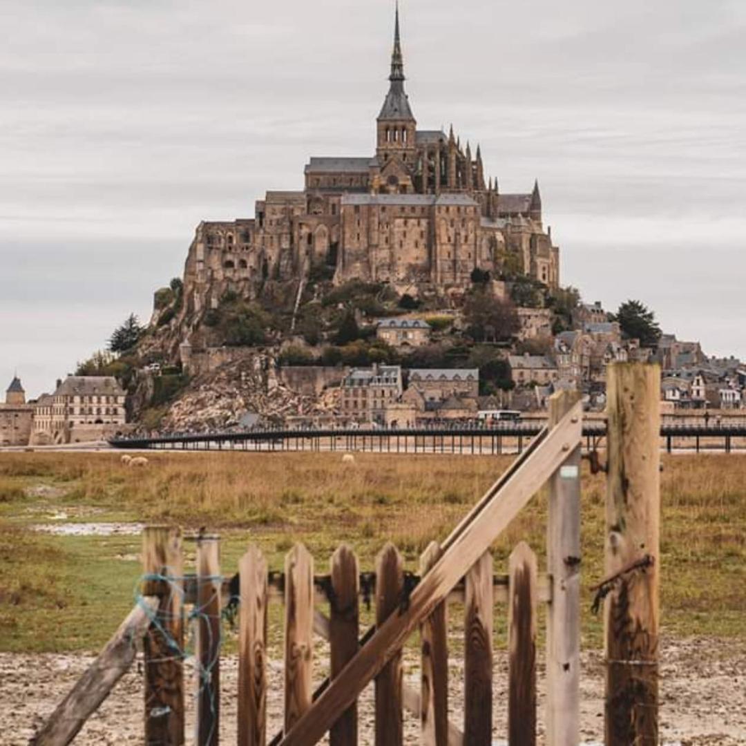 La Maison Du Mont Saint Michel Bed & Breakfast Pontorson Dış mekan fotoğraf